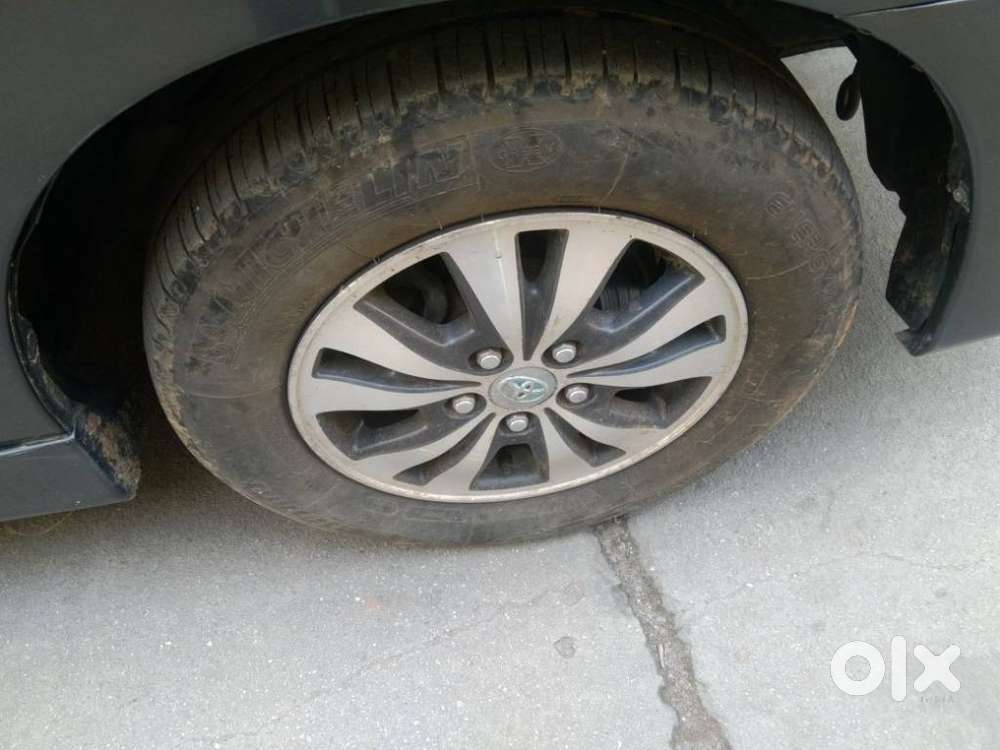 Toyota Innova [ ] 2.5 V Diesel 7 Str, 2015, Diesel