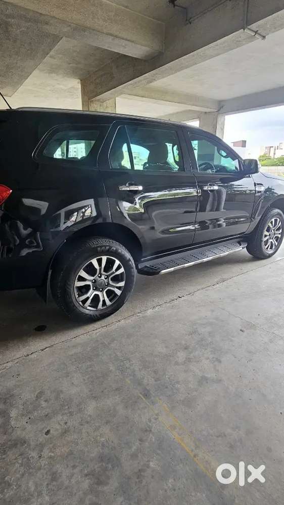 Ford Endeavour Titanium + 2021