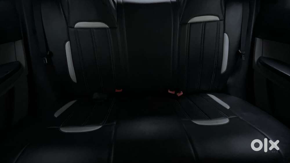 Tata Tiago Xza, 2017, Petrol