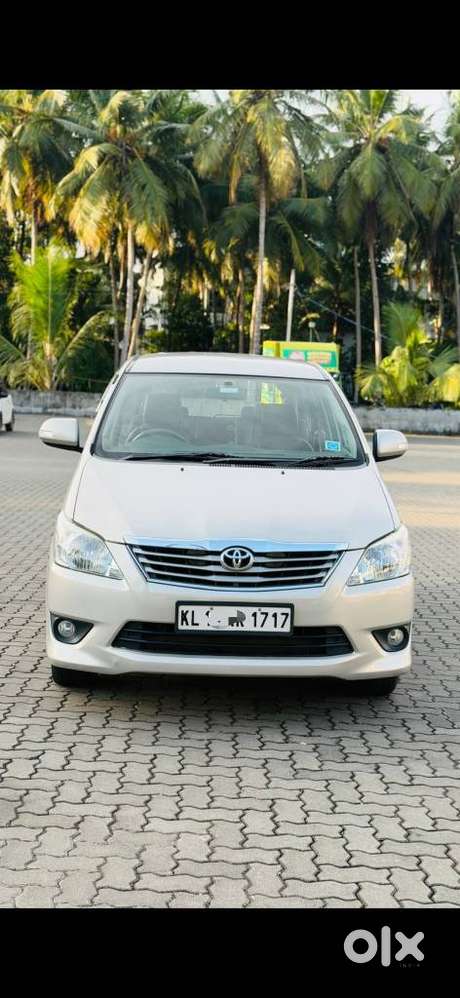 Toyota Innova 2.5 V 7 Str, 2013, Diesel