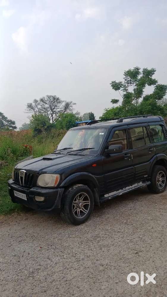 Mahindra Scorpio 2.6 Diesel 2006