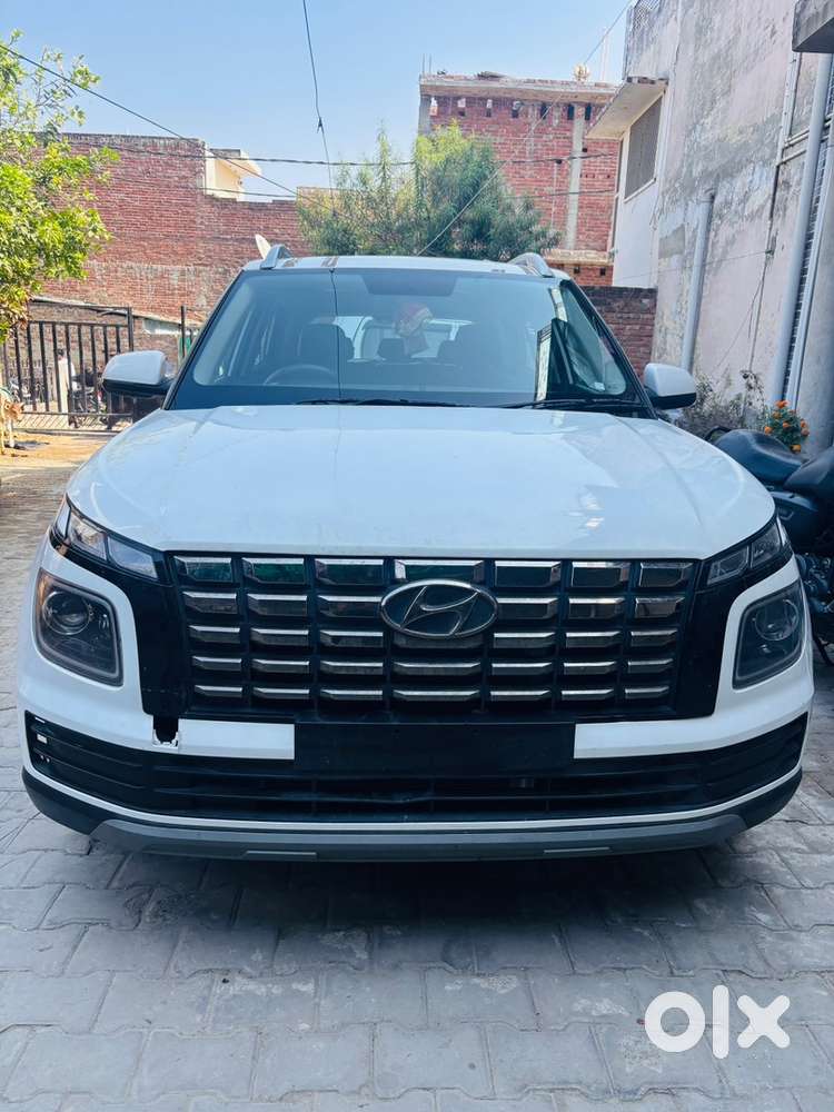 Hyundai Venue 2023 Diesel Good Condition