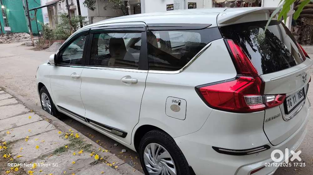 Maruti Suzuki Ertiga 2024 Petrol 17000 Km Driven