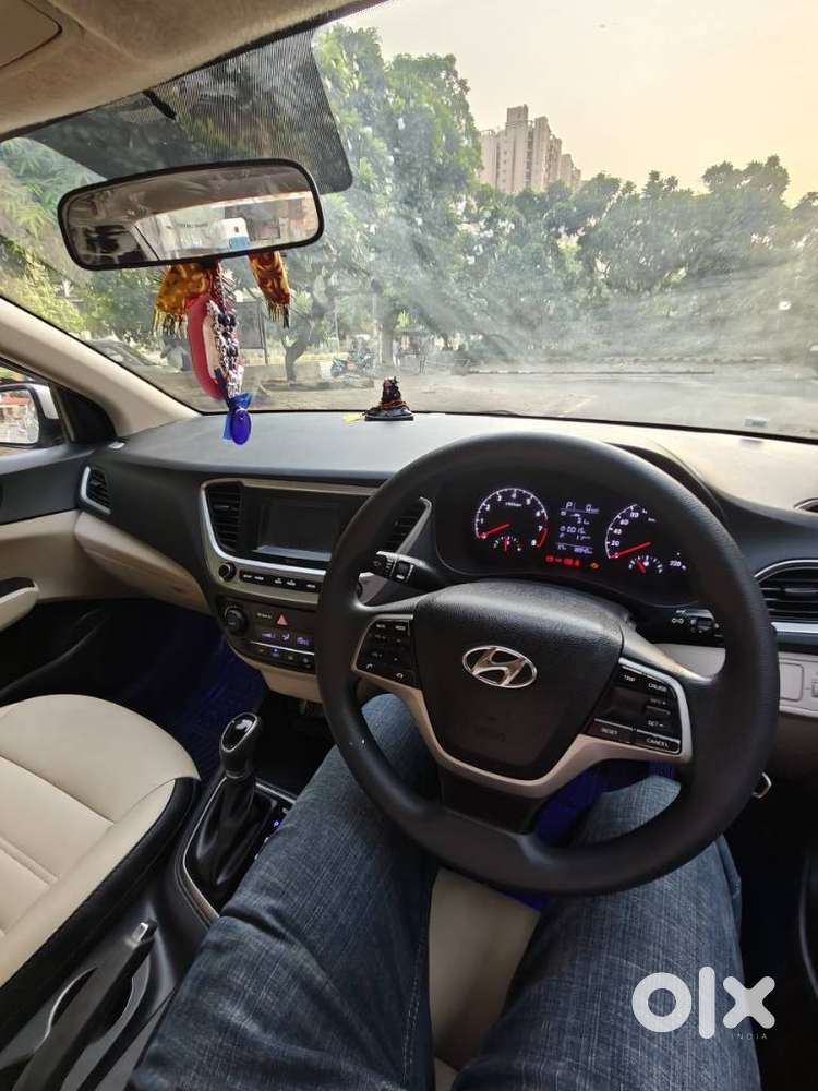 Hyundai Verna Ex 1.6 Vtvt At, 2018, Petrol