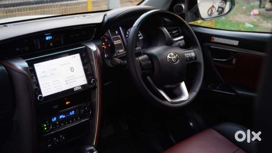 Toyota Fortuner 4x2 At 2.8 Diesel, 2022, Diesel