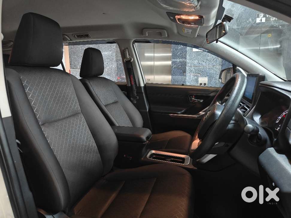 Toyota Innova Hycross 2.0 Gx 7 Str, 2023, Petrol