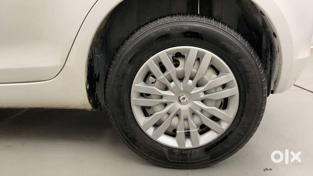 Maruti Suzuki Swift 1.2 Lxi (o), 2016, Petrol