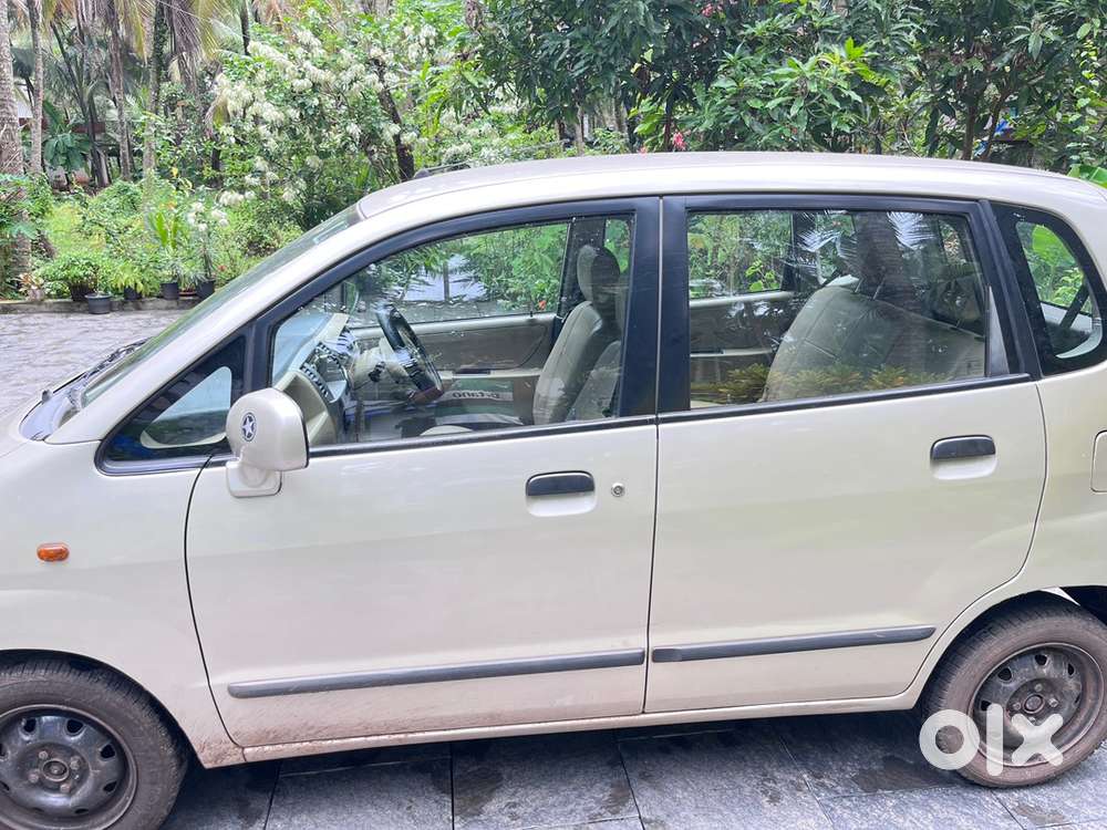 Maruti Suzuki Zen Estilo 2009
