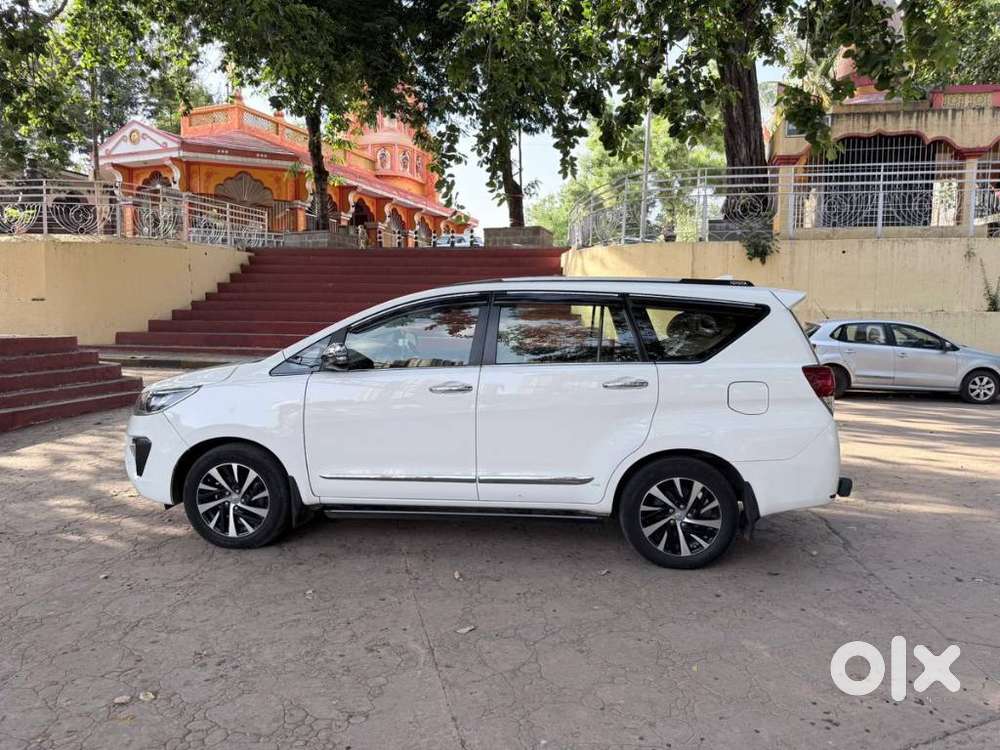 Toyota Innova Crysta 2.8 Zx Automatic 7 Str, 2021, Diesel