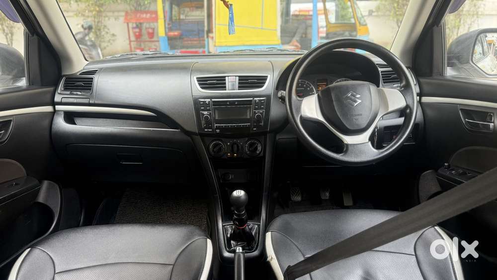 Maruti Suzuki Swift Vxi 1.2 Abs Bs-iv, 2017, Petrol
