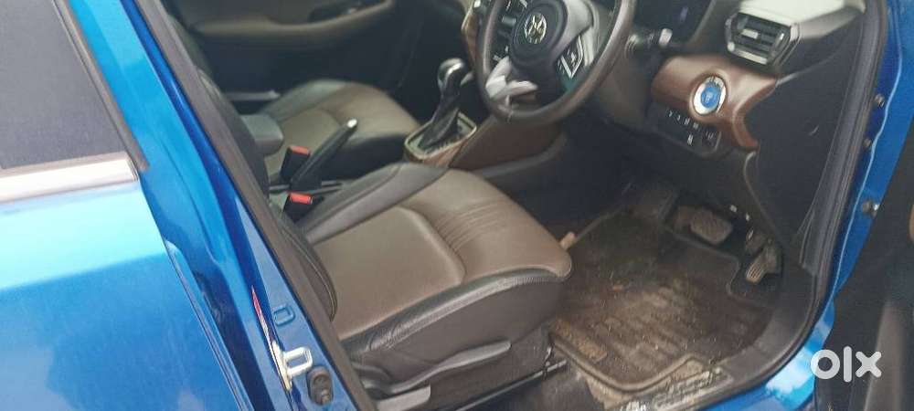 Toyota Urban Cruiser Hyryder 1.5 V Hybrid, 2025, Petrol