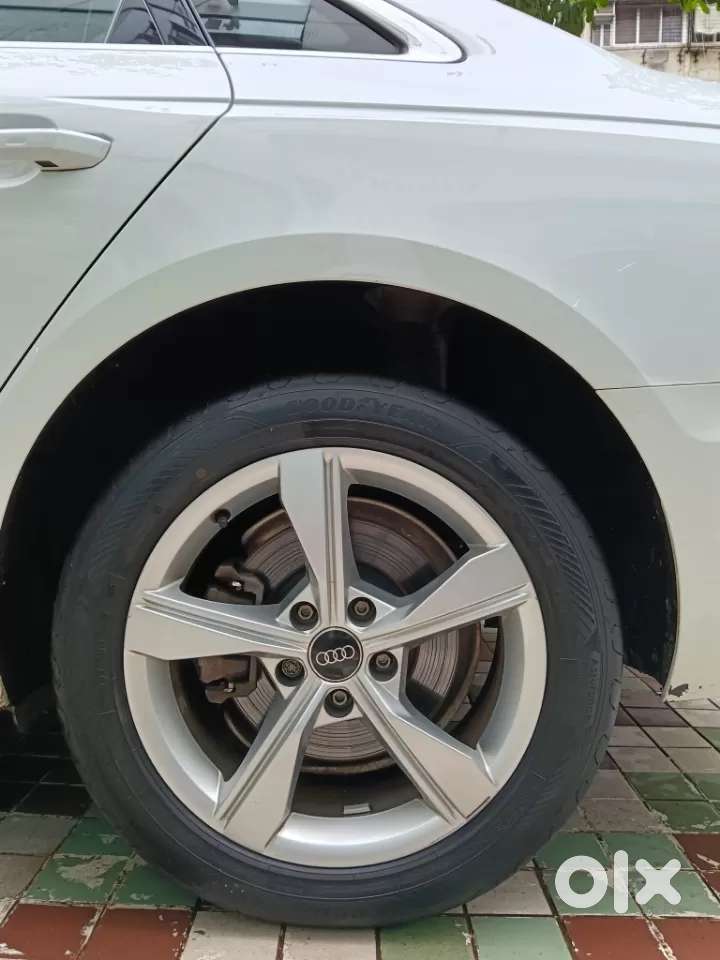 Audi A4 2.0 Premium 40 Tfsi, 2023, Petrol