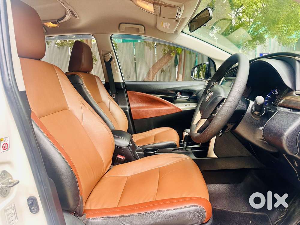 Toyota Innova Crysta 2.8 Zx At 7 Seater, 2017, Diesel