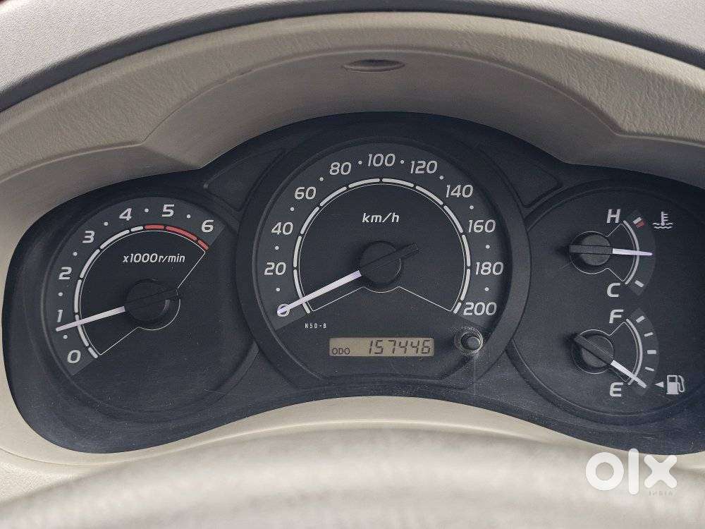 Toyota Innova 2.5 G (diesel) 8 Seater, 2010, Diesel