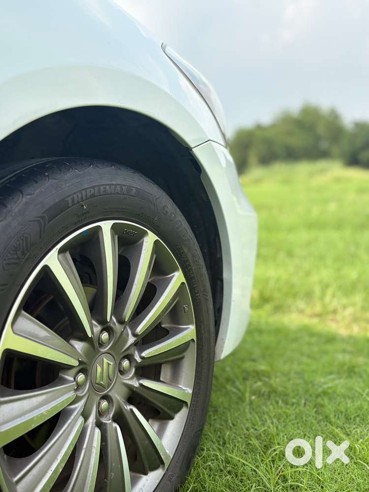 Maruti Suzuki Ciaz 1.5 Alpha Shvs Mt, 2018, Petrol