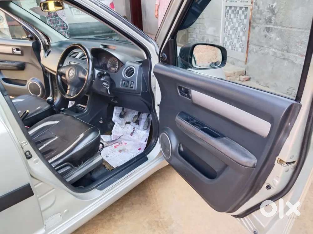 Maruti Suzuki Swift 2006 Petrol Car