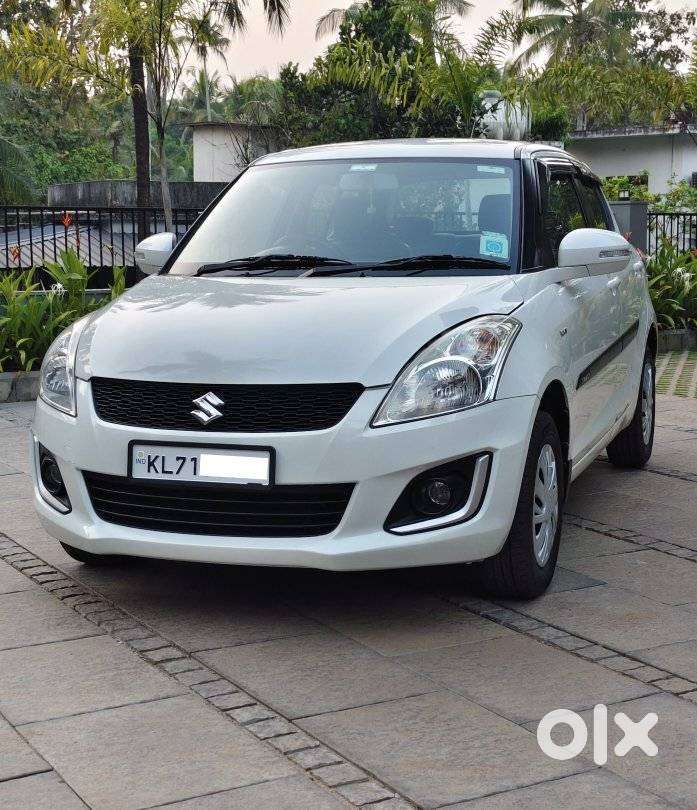 Maruti Suzuki Swift Vxi + Manual, 2016, Petrol