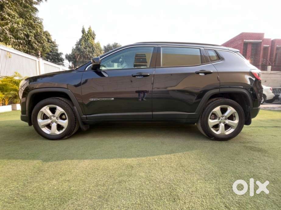 Jeep Compass 2.0 Longitude Option, 2019, Petrol