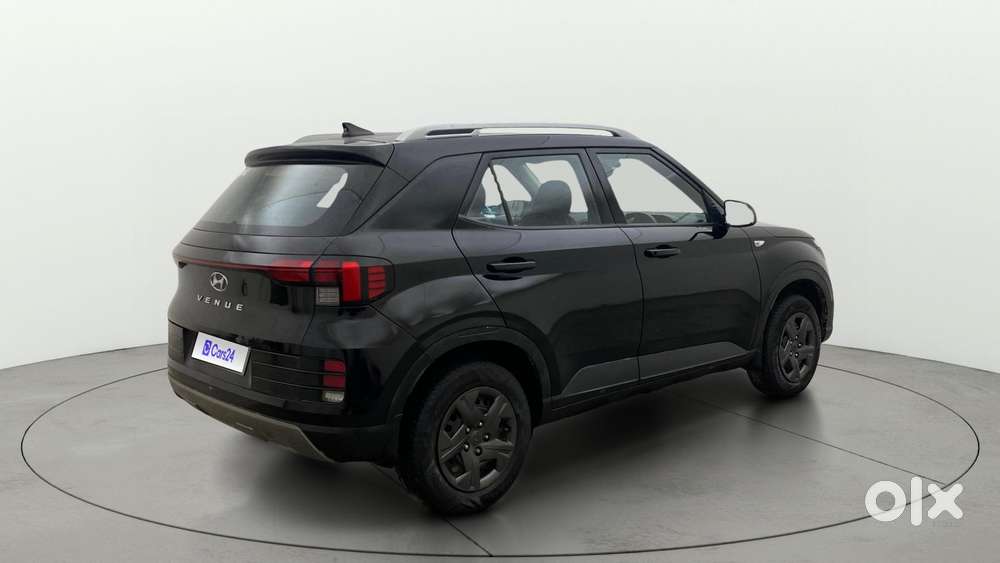 Hyundai Venue [2022-ongoing] 1.2 S, 2023, Petrol