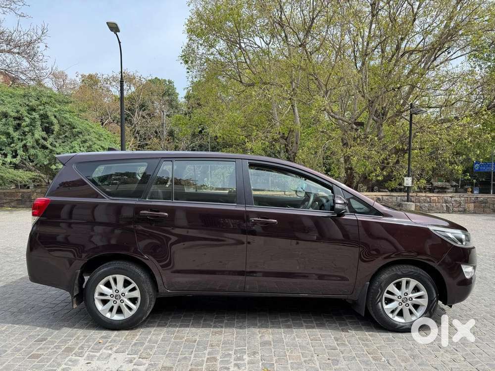 Toyota Innova Crysta [2020-ongoing] 2.4 Gx At 7 Str, 2017, Diesel