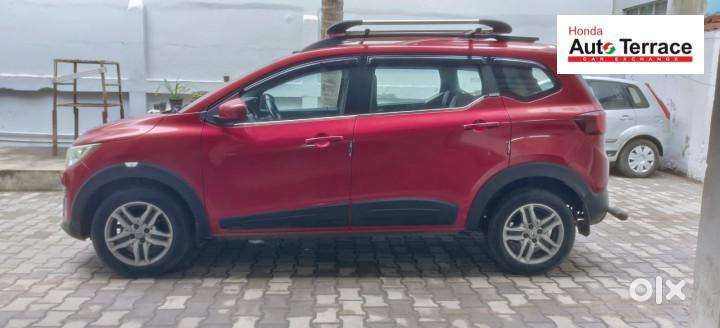 Renault Triber 1.0 Rxz Amt Dual Tone, 2020, Petrol