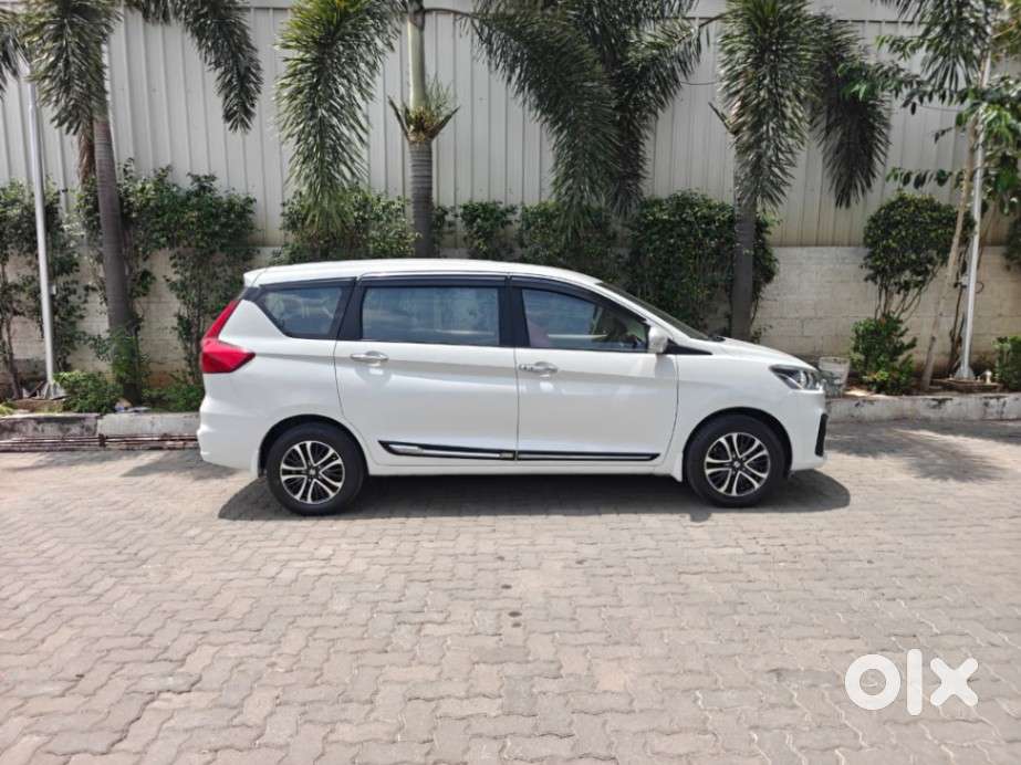 Maruti Suzuki Ertiga 1.5 Zxi Plus Shvs, 2023, Petrol