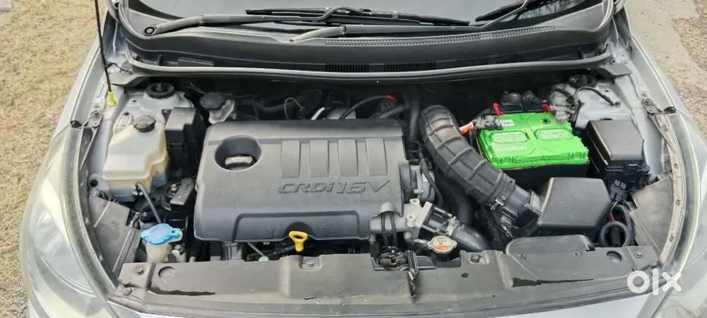 Hyundai Verna 2013 Fluidic Crdi