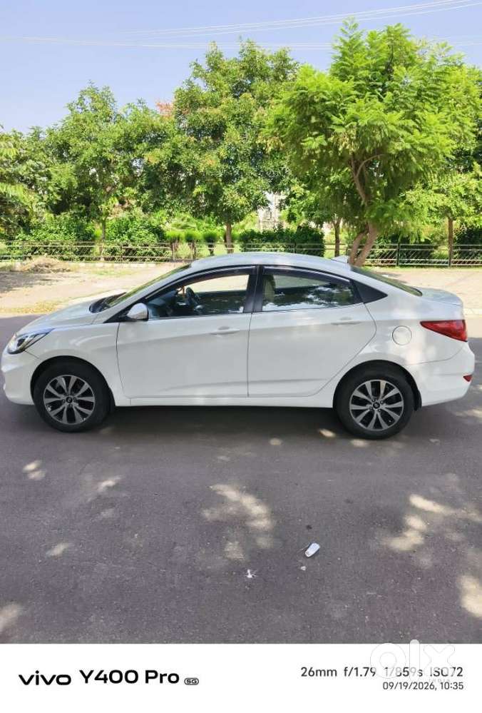 Hyundai Fluidic Verna, 2015, Diesel