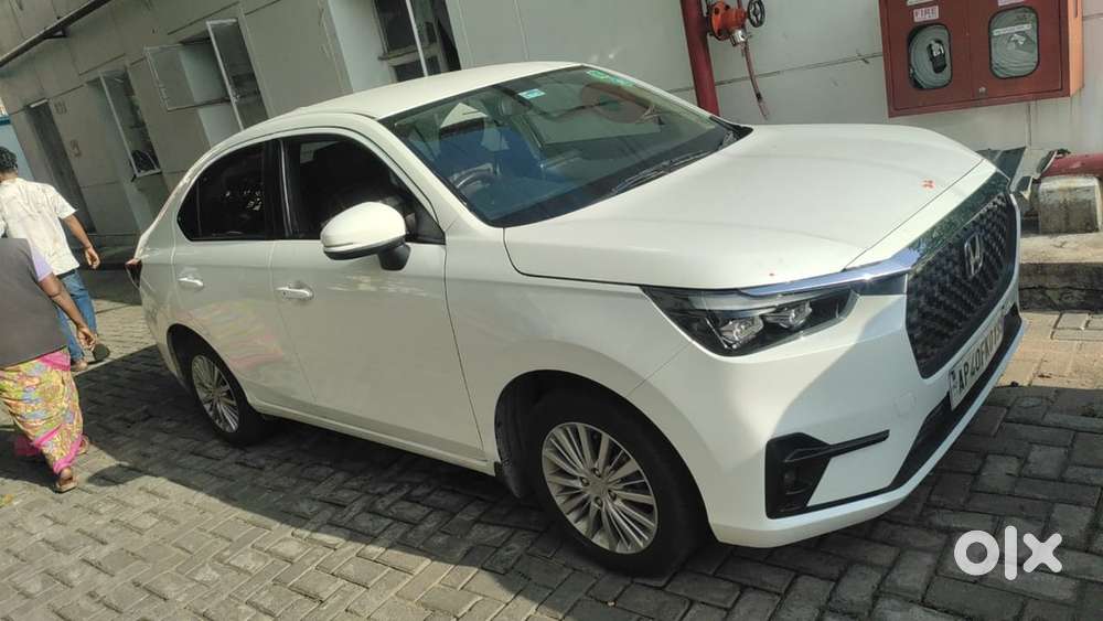 Honda Amaze 2025 Petrol Well Maintained