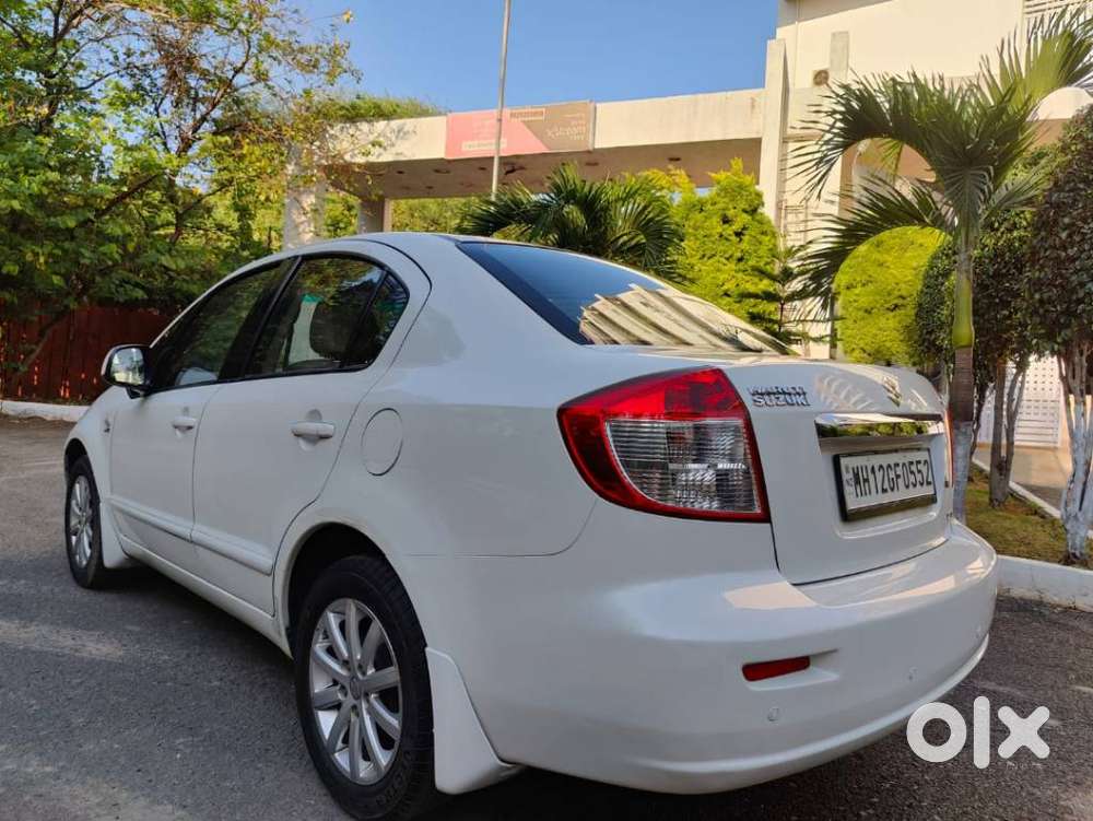 Maruti Suzuki Sx4 Zxi Mt Bsiv, 2010, Petrol