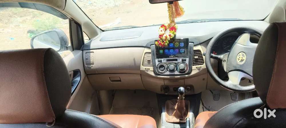 Toyota Innova 2015 Diesel 285500 Km Driven