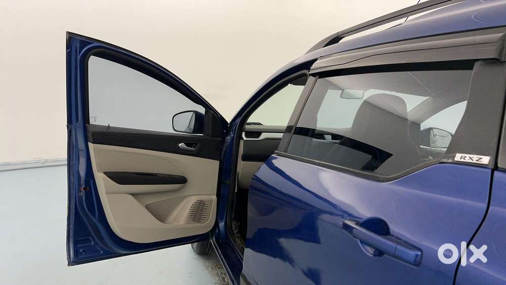 Renault Triber Rxz, 2019, Petrol