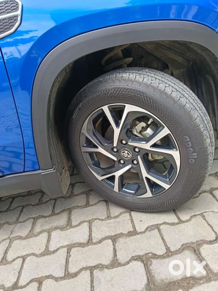 Toyota Urban Cruiser Hyryder 1.5 V Hybrid, 2025, Petrol