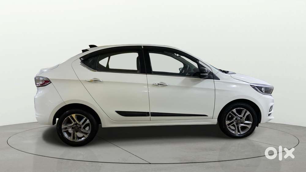 Tata Tigor Xza Plus, 2022, Petrol
