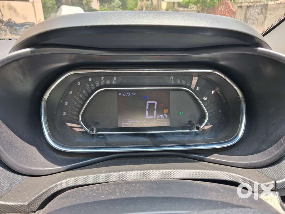 Tata Nexon 1.2 Revotron Xz Plus Dual Tone, 2022, Petrol