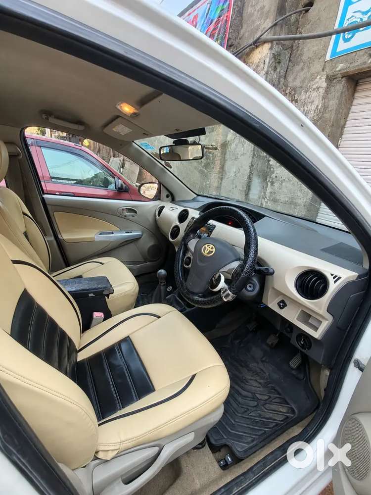 Toyota Etios 1.5 High 2014