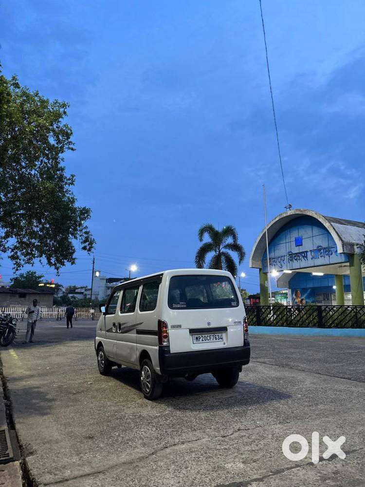 Maruti Suzuki Eeco 7 Seater Ac, 2016, Petrol