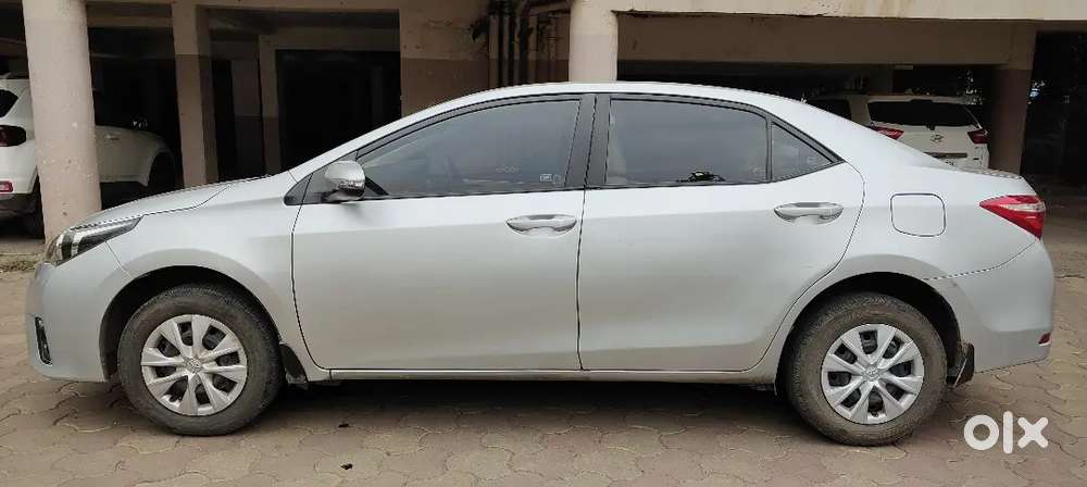 Toyota Corolla Altis 2015 D-4d G