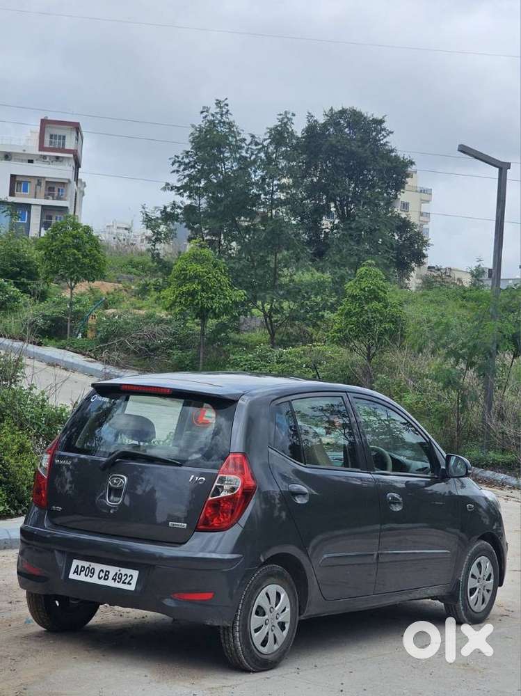 Hyundai I10 Sportz At, 2010, Petrol