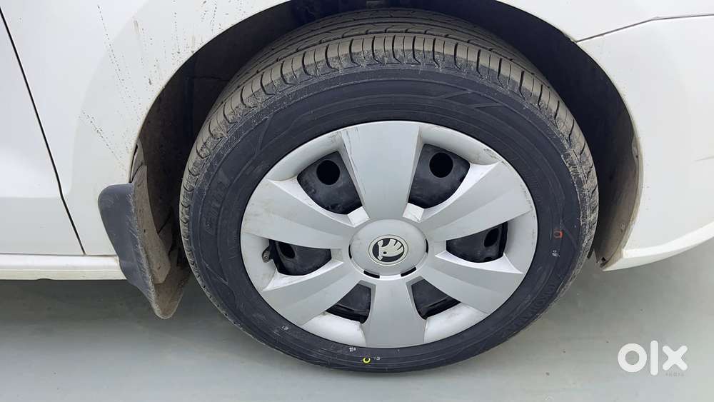 Skoda Rapid 1.0 Tsi Active, 2020, Petrol