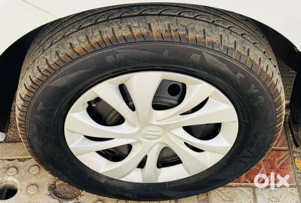 Maruti Suzuki Swift Vxi + Manual, 2021, Petrol