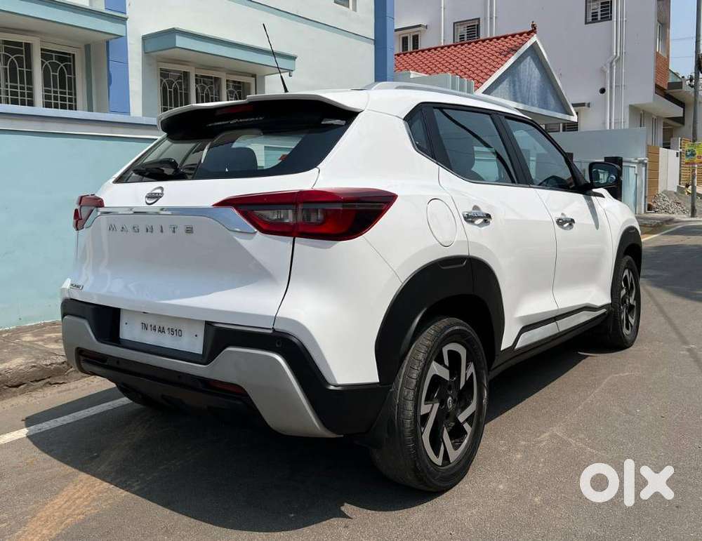 Nissan Magnite 1.0 Xv, 2022, Petrol