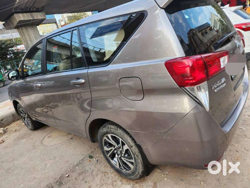 Toyota Innova Crysta