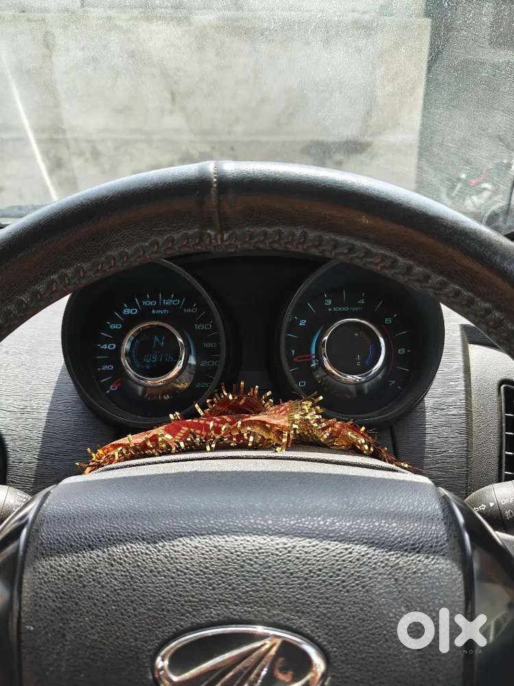 Mahindra Xuv500 2017 Diesel 109000 Km Driven
