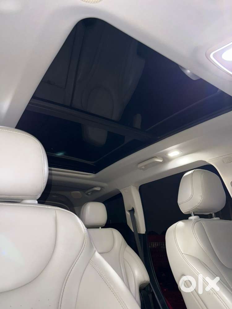 Mahindra Xuv700 Ax7l Diesel Automatic (2022)
