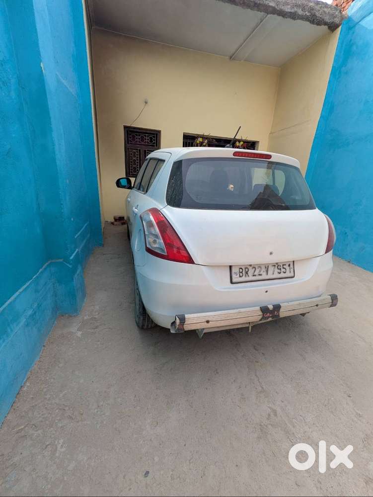 Swift Vxi White