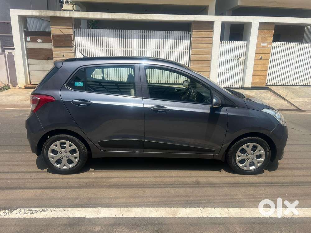 Hyundai Grand I10 2013-2016 Sportz, 2015, Petrol