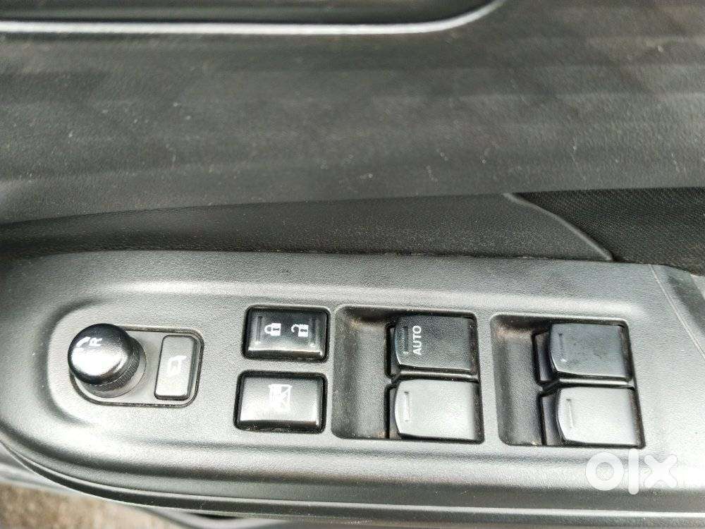Maruti Suzuki Swift Zxi Plus, 2024, Petrol