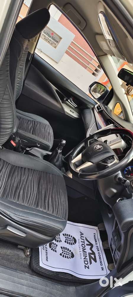 Toyota Innova Crysta 2.4 V 7 Str, 2016, Diesel