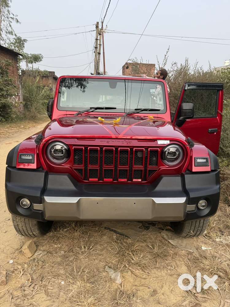 Mahindra Thar Roxx Petrol 2025